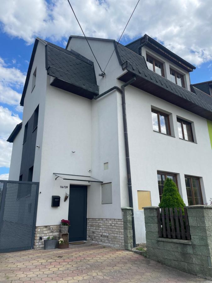 Apartment Dubnica-Prejta 2 Dubnica nad Váhom Eksteriør billede
